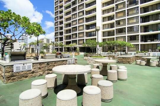 36th-floor Oceanview Suite--full Kitchen, Stylish Comfort & Great Value Apartment *