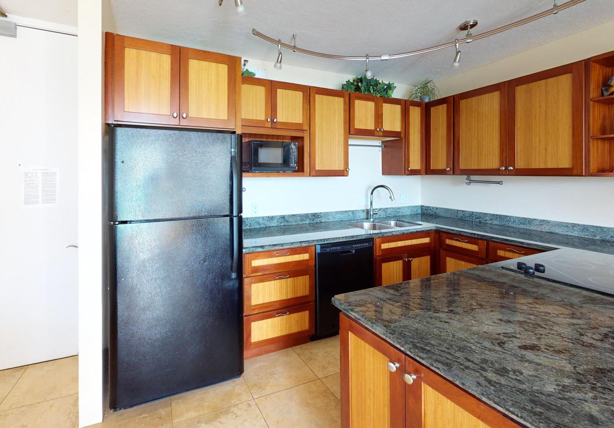 Apartment 36th-floor Oceanview Suite--full Kitchen, Stylish Comfort & Great Value *